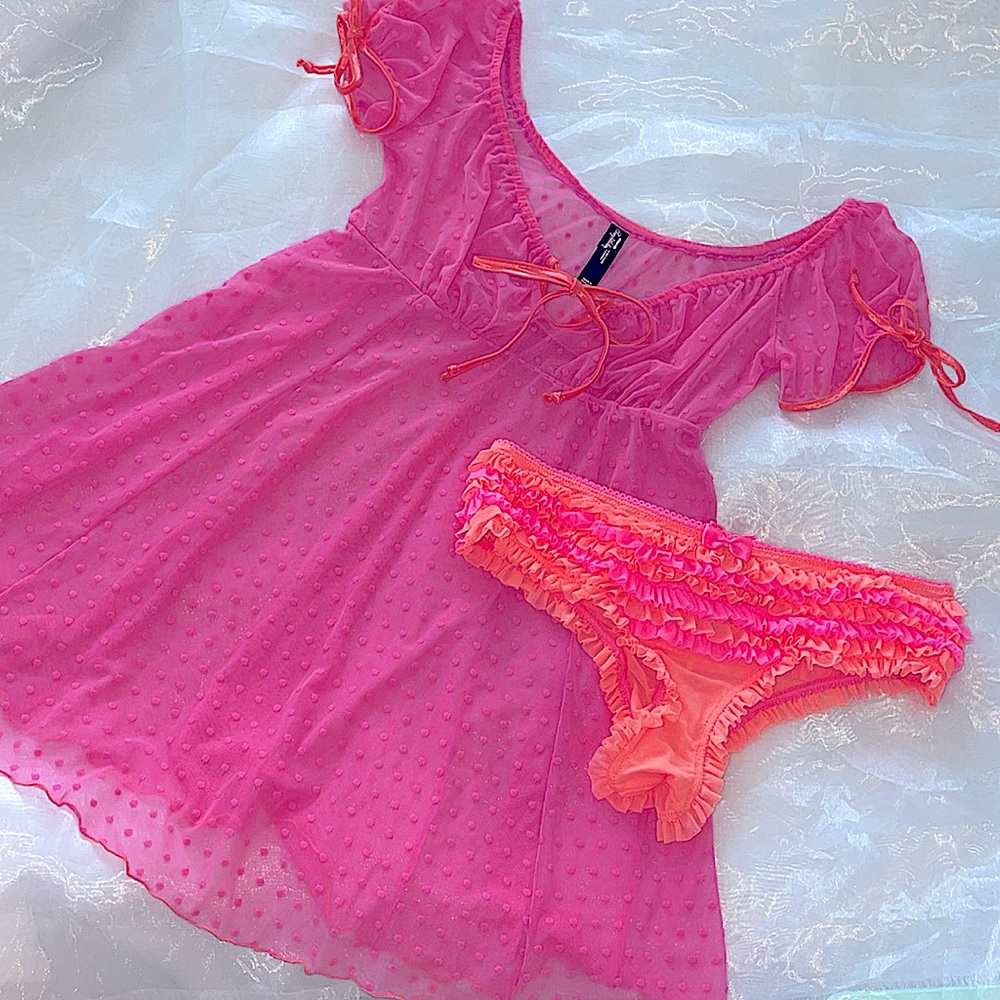 Victoria’s Secret 2 Pc Set Sheer Peasant Babydoll Sexy Little Things Panties